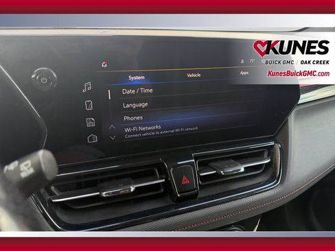 Used 2024 Chevrolet TrailBlazer RS w/ Convenience Package FWD image 26