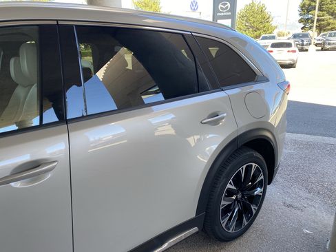 Used 2026 MAZDA CX-90 Plug-In Hybrid w/ Premium Plus AWD/4WD image 58