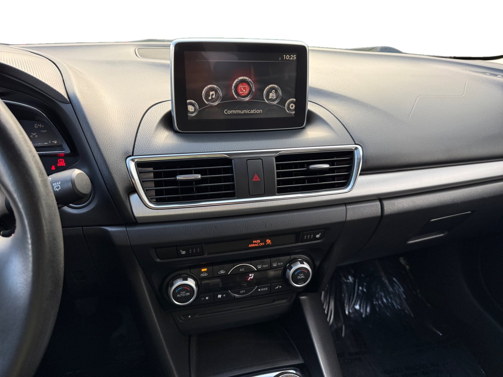 Used 2015 MAZDA MAZDA3 s Touring FWD image 12