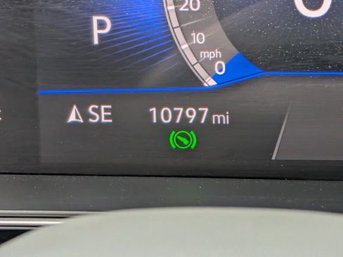 Used 2025 Volkswagen Jetta SE w/ Sunroof Package FWD image 26