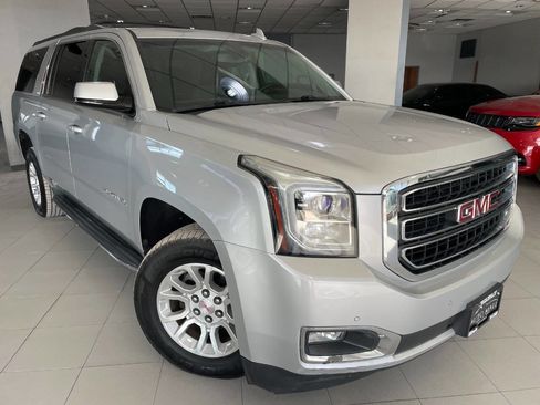 Used 2016 GMC Yukon XL SLE w/ Convenience Package image 1