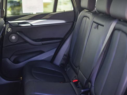 Used 2019 BMW X1 xDrive28i w/ M Sport Package image 19