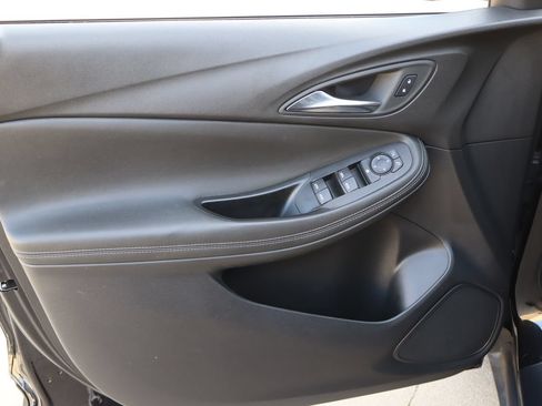 Used 2024 Buick Encore GX Preferred FWD image 19