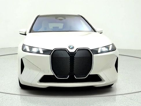 Used 2026 BMW iX xDrive45 w/ Premium Package AWD/4WD image 2