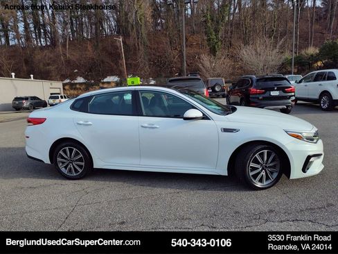 Used 2019 Kia Optima LX w/ LX Premium Package image 3