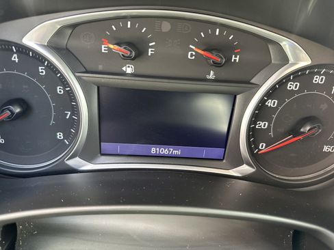 Used 2022 Chevrolet Equinox RS w/ RS Leather Package FWD image 10