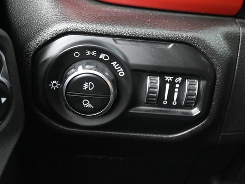 Used 2021 Jeep Gladiator Rubicon AWD/4WD image 21