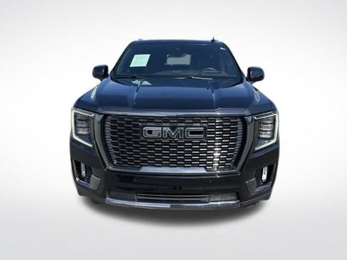 Used 2024 GMC Yukon Denali Ultimate AWD/4WD image 2