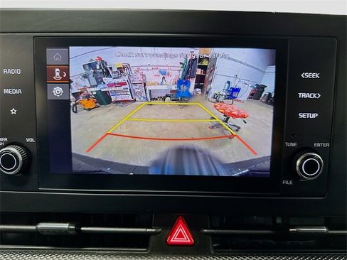 Used 2023 Kia Sportage LX image 21