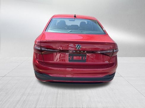 New 2026 Volkswagen Jetta SE FWD image 4
