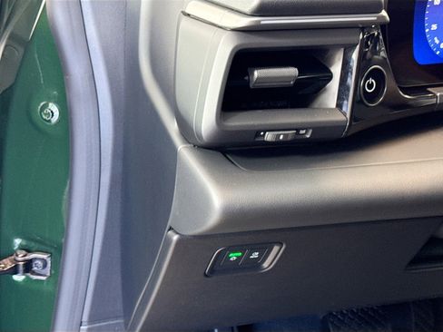 Certified 2024 Porsche Macan 4 Electric AWD/4WD image 12