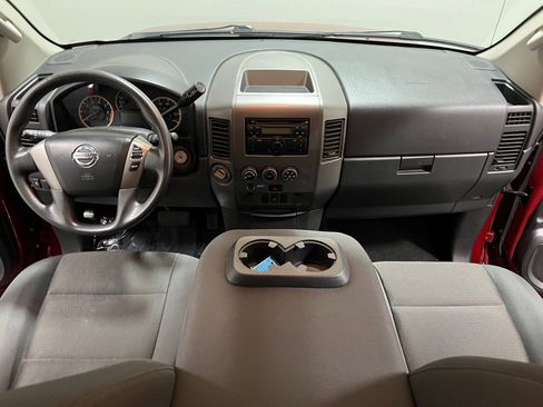 Used 2015 Nissan Titan S image 12