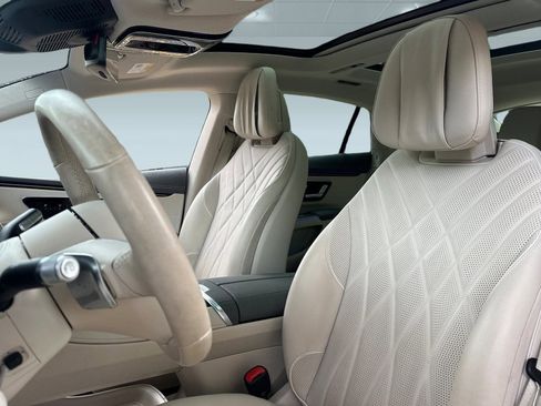 Certified 2023 Mercedes-Benz EQS 580 4MATIC Sedan image 20