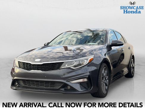 Used 2019 Kia Optima S w/ S Panoramic Sunroof Package FWD image 2