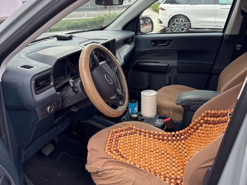 Used 2022 Ford Maverick XL image 9