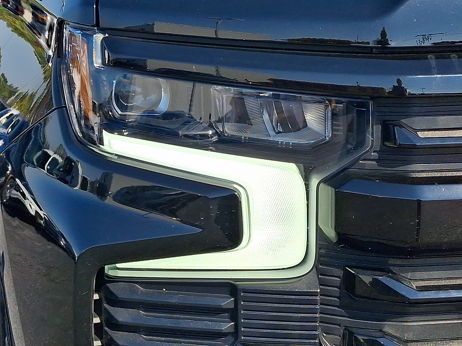Certified 2023 Chevrolet Silverado 1500 LT Trail Boss w/ LT Trail Boss Premium Package AWD/4WD image 9