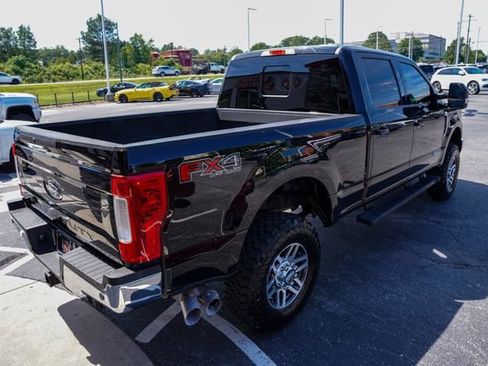 Used 2018 Ford F250 Lariat w/ Lariat Value Package AWD/4WD image 10