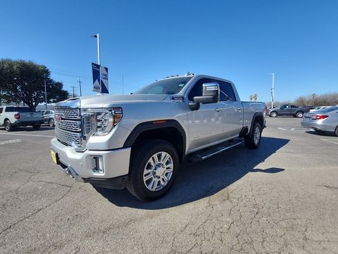 Used 2020 GMC Sierra 2500 Denali w/ Denali Ultimate Package image 9