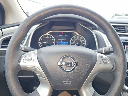 Used 2017 Nissan Murano S image 34