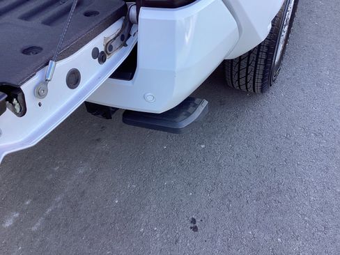 Certified 2024 Toyota Tacoma SR5 image 12