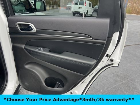 Used 2019 Jeep Grand Cherokee Limited image 17