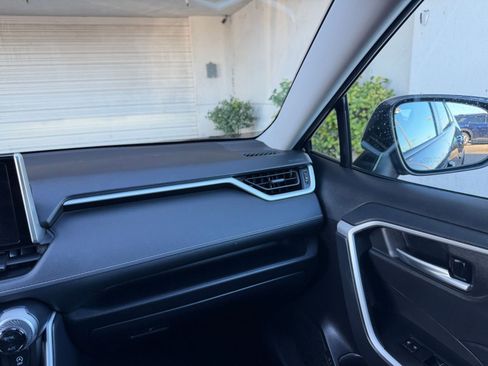 Used 2025 Toyota RAV4 XLE w/ Convenience Package image 37