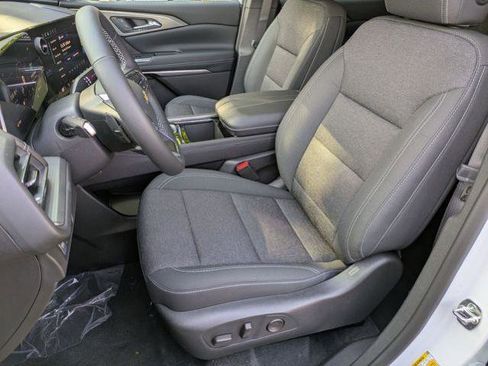 New 2026 Chevrolet Traverse LT w/ Driver Confidence Package FWD image 11