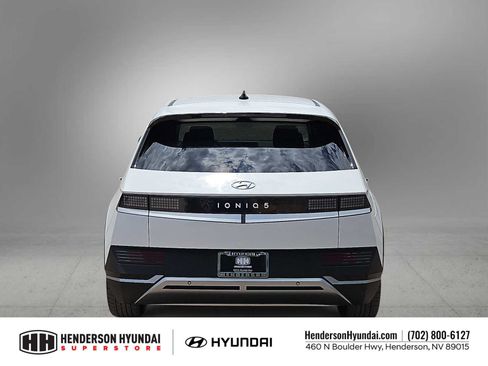 Certified 2024 Hyundai Ioniq 5 SEL RWD image 7