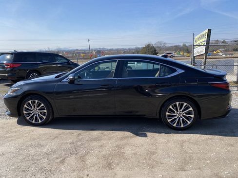 Used 2023 Lexus ES 350 w/ Premium Package image 8