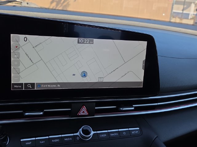 Certified 2024 Hyundai Elantra Limited FWD image 12