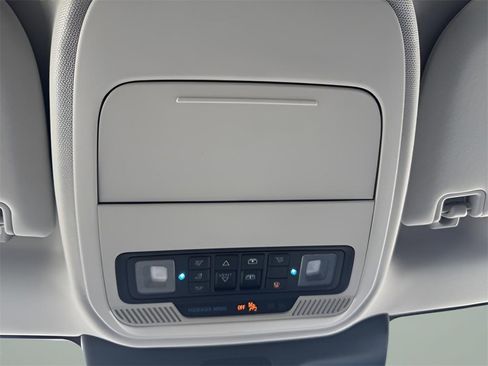 New 2025 Ford Expedition Max Active image 14