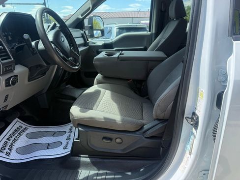 Used 2022 Ford F350 XLT w/ XLT Value Package AWD/4WD image 11