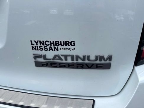 Used 2025 Nissan Armada Platinum Reserve AWD/4WD image 10