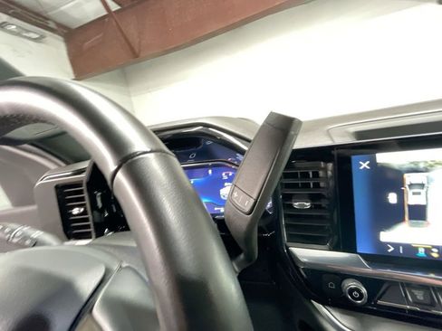 Used 2024 Chevrolet Silverado 2500 High Country w/ Technology Package image 16