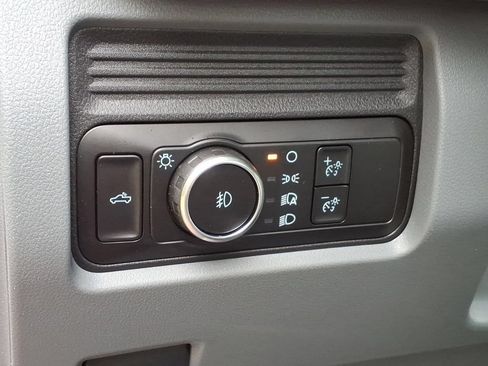 New 2026 Ford F250 XL AWD/4WD image 17