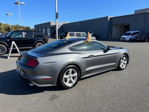 Certified 2021 Ford Mustang Coupe image 5