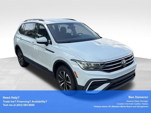 Used 2022 Volkswagen Tiguan S FWD image 3
