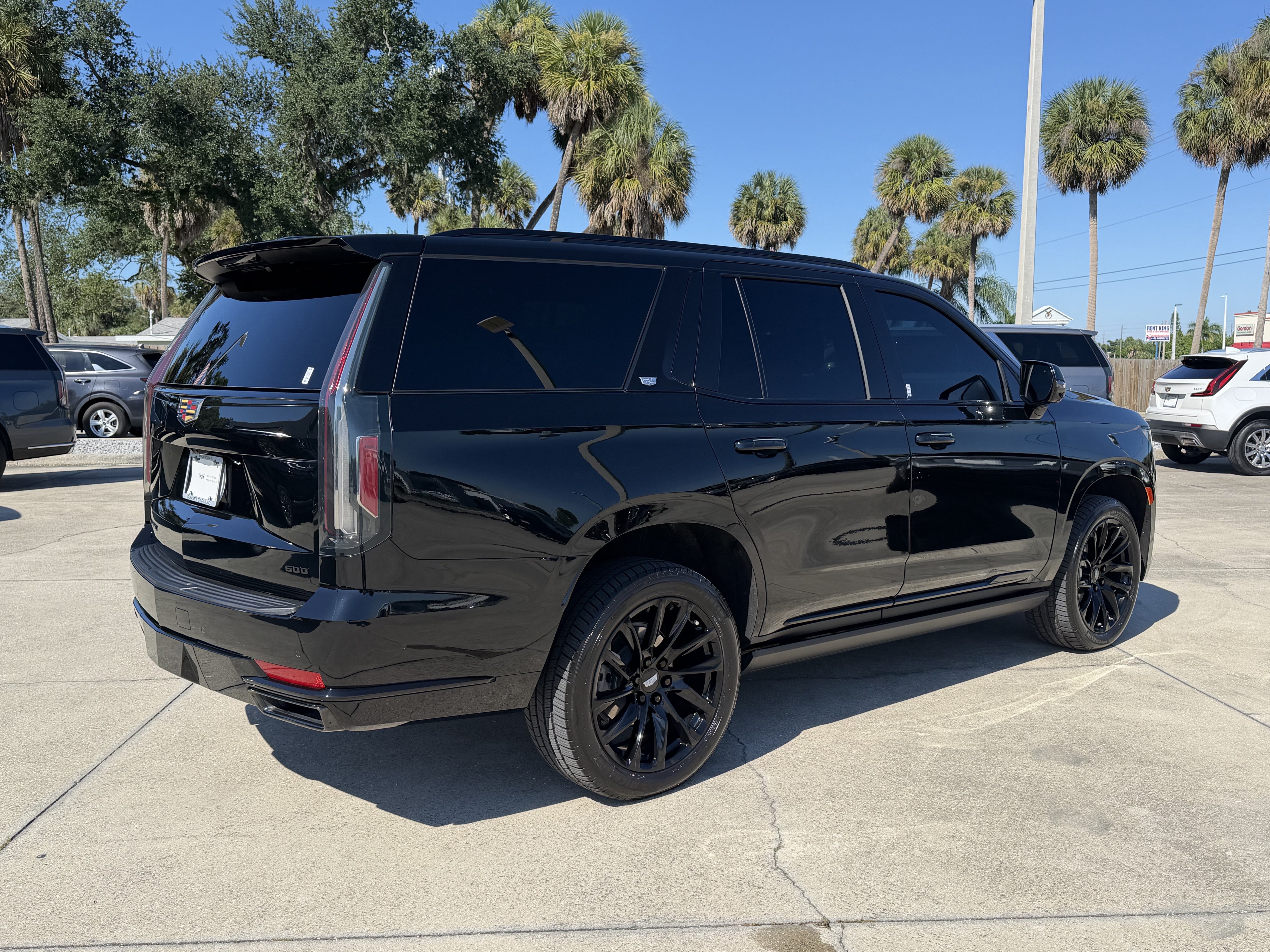 Certified 2023 Cadillac Escalade Sport Platinum AWD/4WD image 3