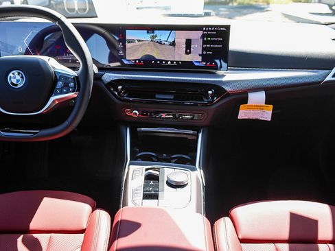 New 2026 BMW i4 eDrive40 w/ Parking Assistance Package RWD image 12