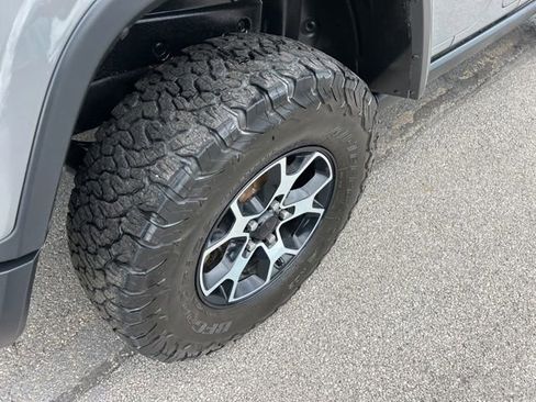 Used 2018 Jeep Wrangler Unlimited Rubicon w/ Uconnect 4C Nav & Sound Group AWD/4WD image 20