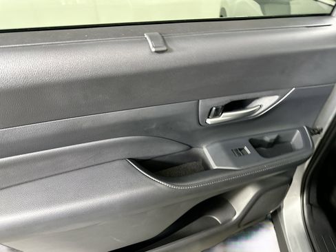 Used 2025 Toyota Grand Highlander FWD image 26