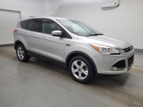 Used 2015 Ford Escape SE image 11