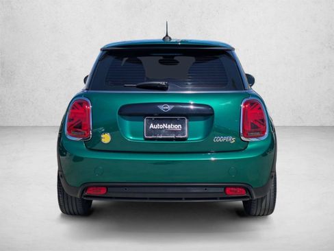 Used 2024 MINI Cooper SE FWD image 7