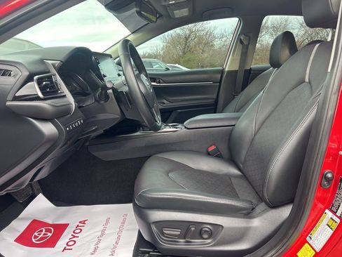 Used 2024 Toyota Camry XSE image 11