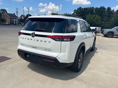 Certified 2024 Nissan Pathfinder SV AWD/4WD image 5