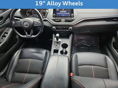 Used 2019 Nissan Altima 2.0 SR image 16
