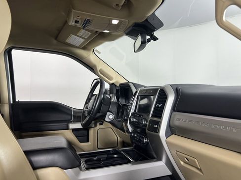 Used 2021 Ford F250 Lariat w/ Lariat Value Package image 32