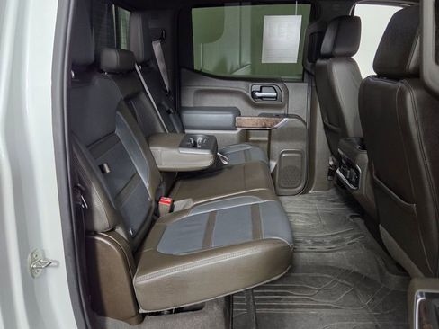 Used 2020 GMC Sierra 1500 Denali w/ Denali Ultimate Package AWD/4WD image 29