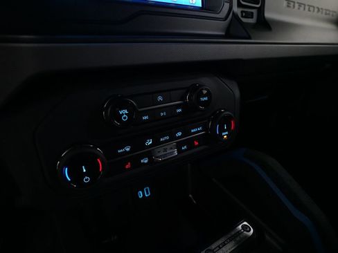Used 2022 Ford Bronco Black Diamond AWD/4WD image 20