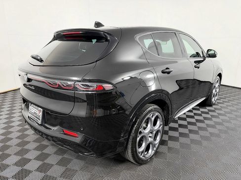 Used 2024 Alfa Romeo Tonale Ti AWD/4WD image 8